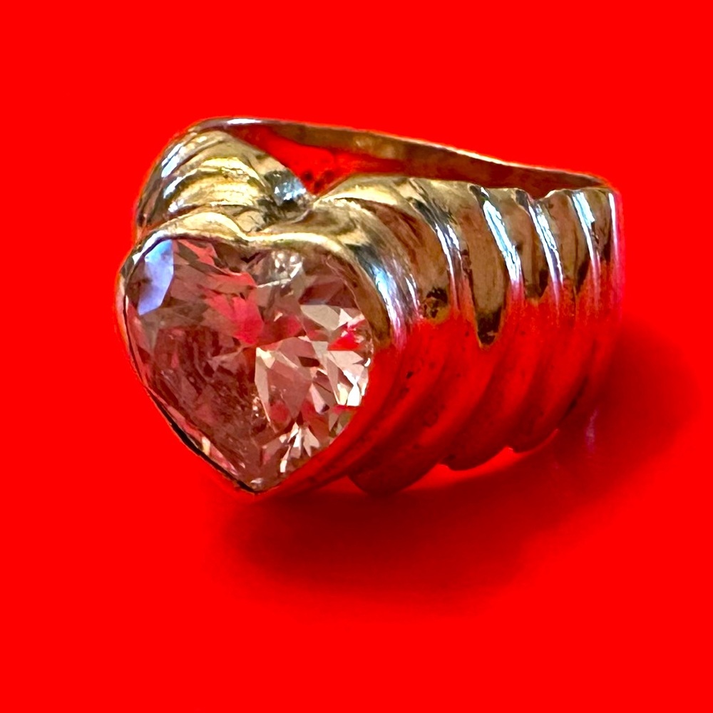Hello Valentine!!❤️. Heart shaped stone!!❤️